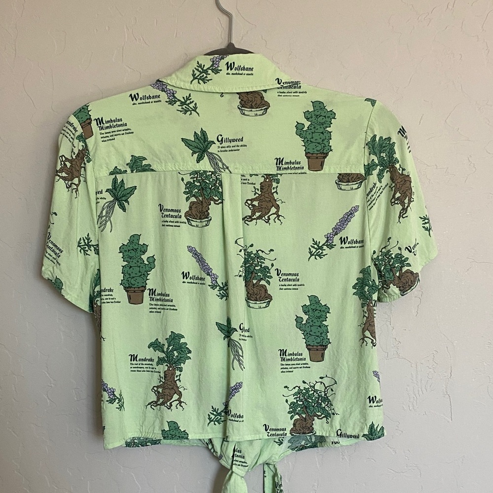 Warner Bros. Harry Potter Green Botanical Shirt - Picture 7 of 7